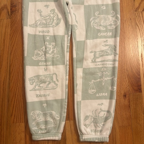 UO Zodiac Checkered Sweatpants - Picture 2 of 7